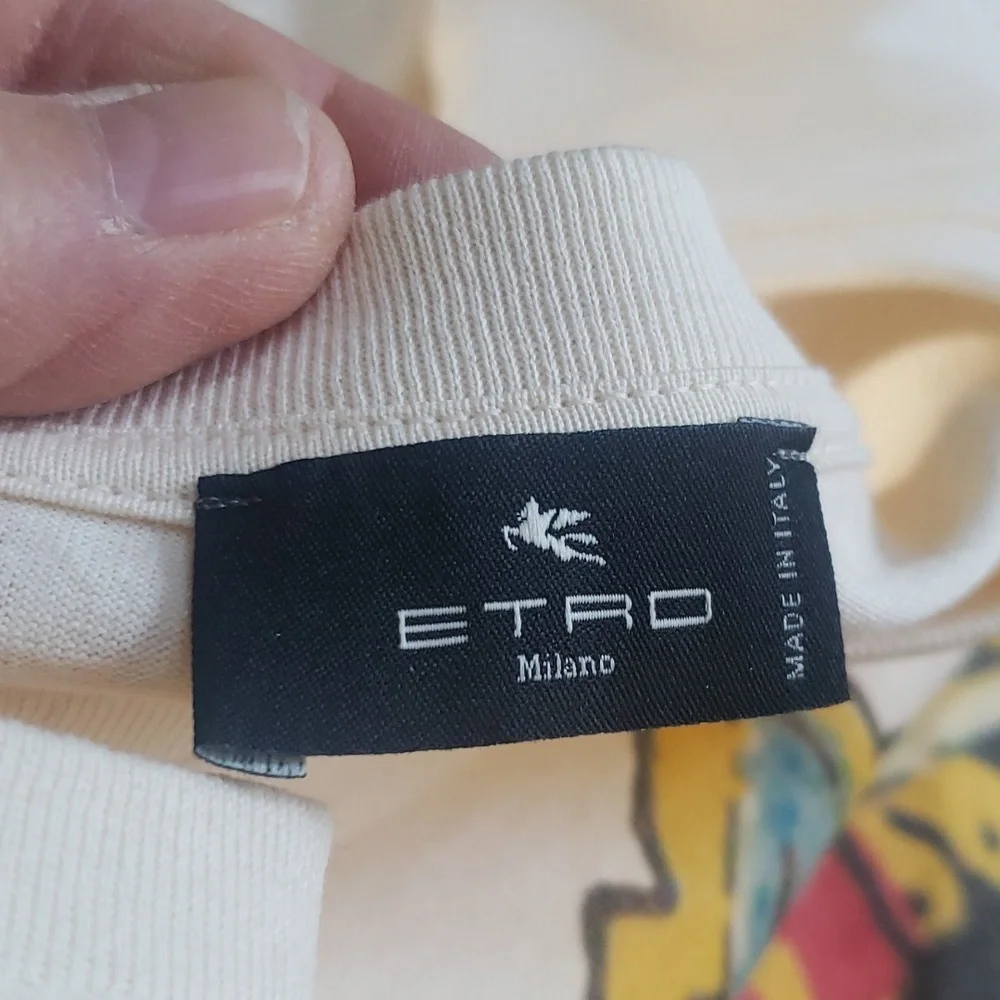 Etro T-Shirt! EUC! - Picture 6 of 7